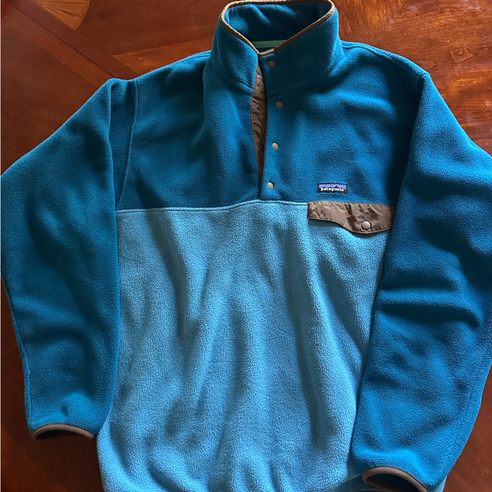 Patagonia Blue Fleece with Brown Button Details